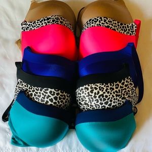 Victoria’s Secret. The Very Sexy Collection.5 Bras